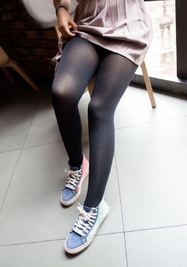 香蕉视频美女_英文版字幕