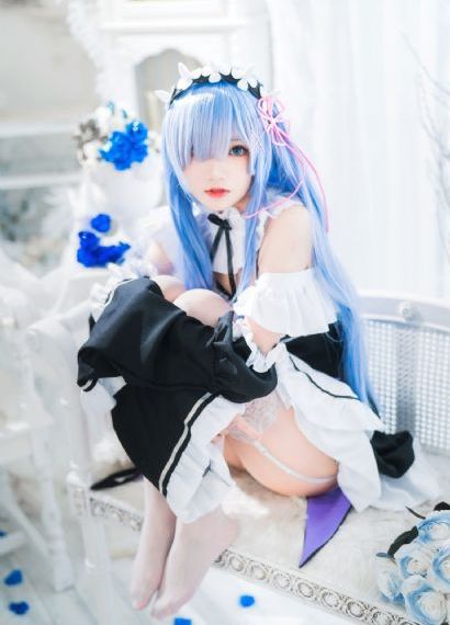 美女内衣免费视频_BD韩语在线播放观看