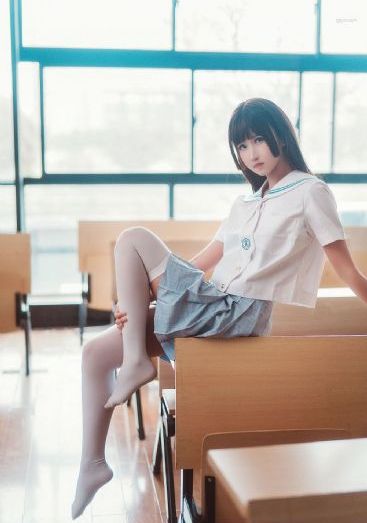 男生靠女生的视频网站_HD高清完整版