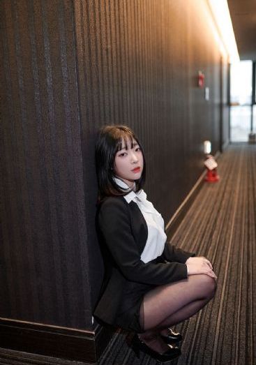亚洲高清乱码午夜电影网制服_1080P动漫在线观看