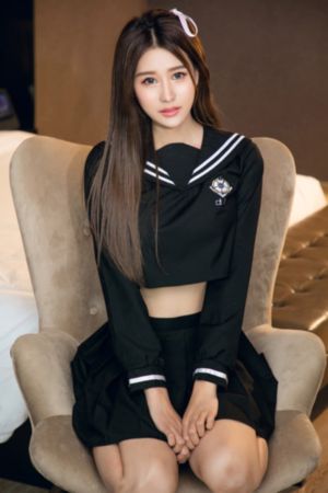 她拱腰迎合他的冲撞_BD韩语免费播放