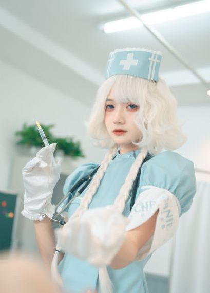 漂亮年轻的小峓子8_HD在线观看