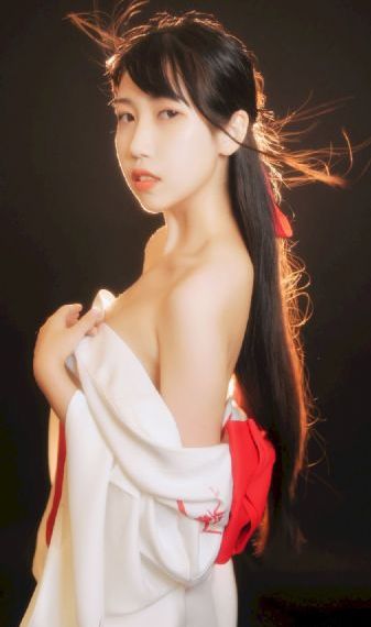 999国产精品亚洲77777_BD国语免费高清观看