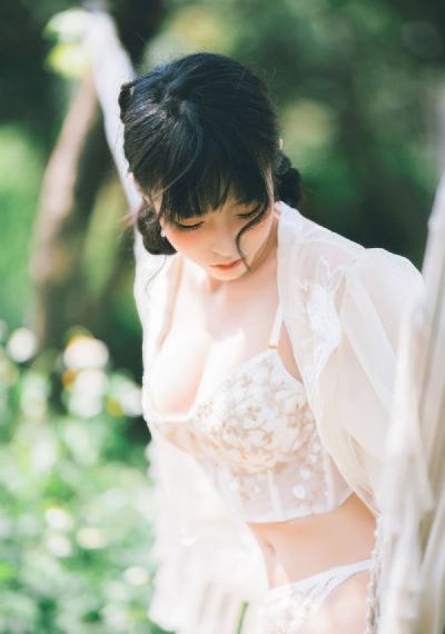 农村妇女打野战视频在线观看_BD高清完整版