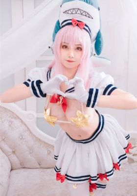 摸着奶搞好爽_HD在线播放观看