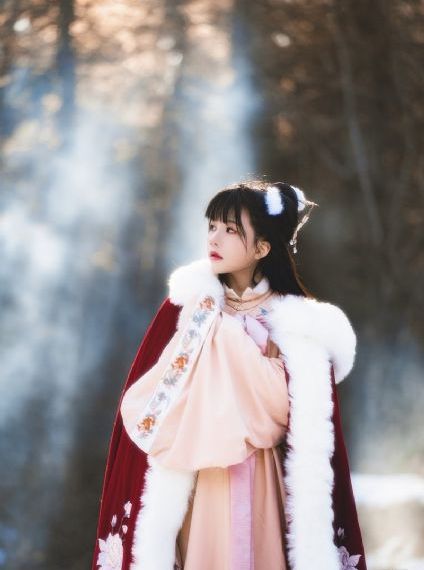 美女翘臀后进式gif动态图_720高清视频观看