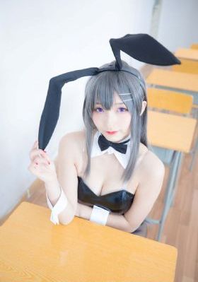 回乡大巴车最后一排_高清完整视频